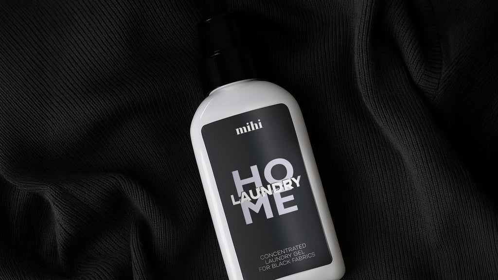 Gel concentré pour textiles noirs | SKINORA — photo Mihi 2