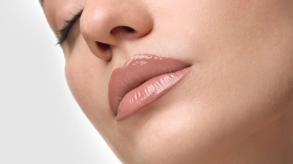 MIHI Gloss à lèvres Kiss My Lip (Latte) 12 ml