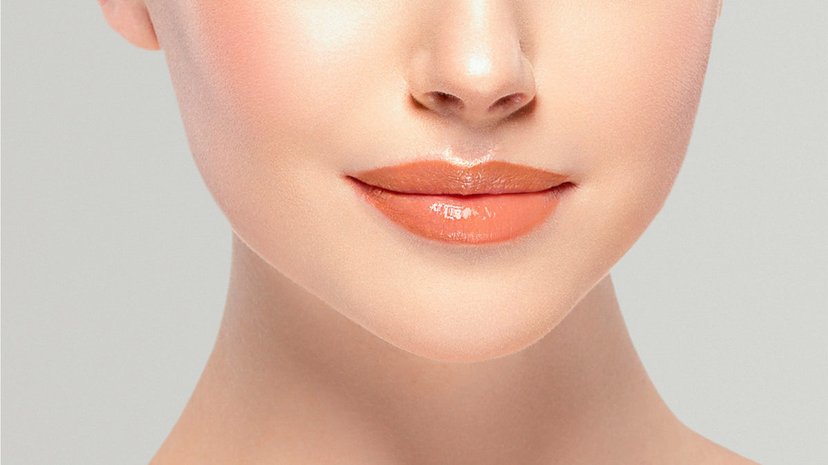 MIHI Gloss à lèvres Kiss My Lip (Terracotta) 12 ml